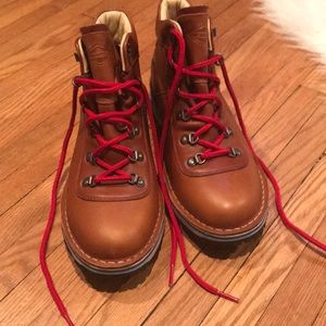 Merrell hiking shoes 🌲🍂🌞